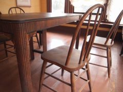 木のぬくもりを活かした家具製造